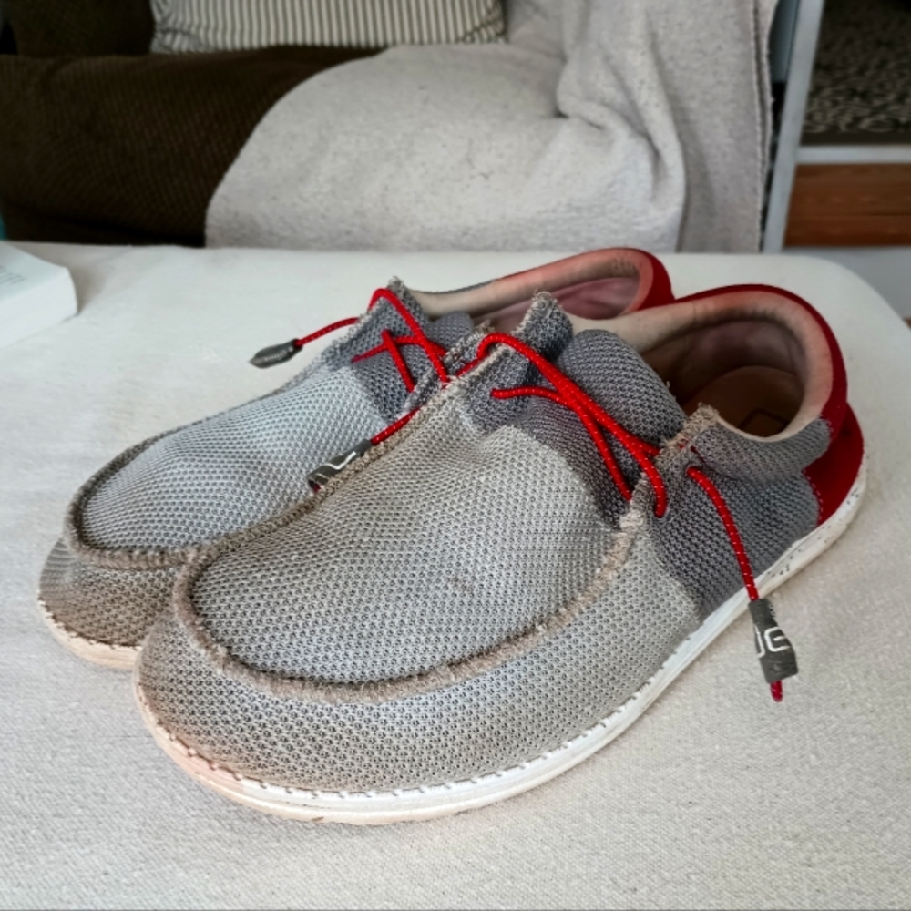Hey Dudes Men's size 12 Grey and Red